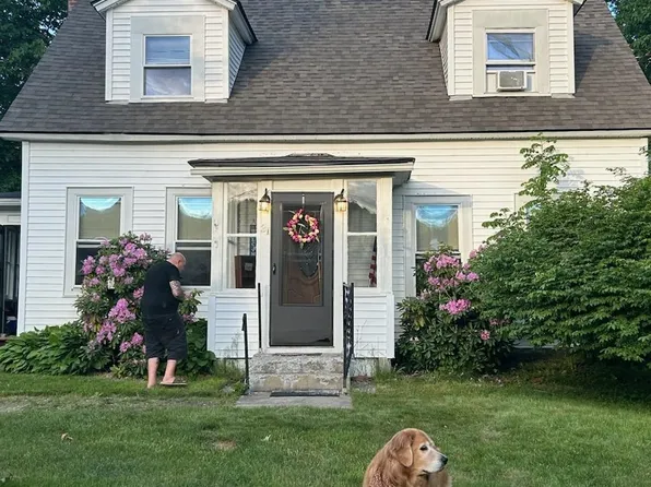 31 Hildreth Street, Winchester, NH 03470