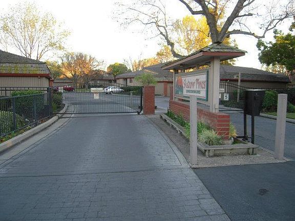 4th image of 3118 Shadow Springs Pl