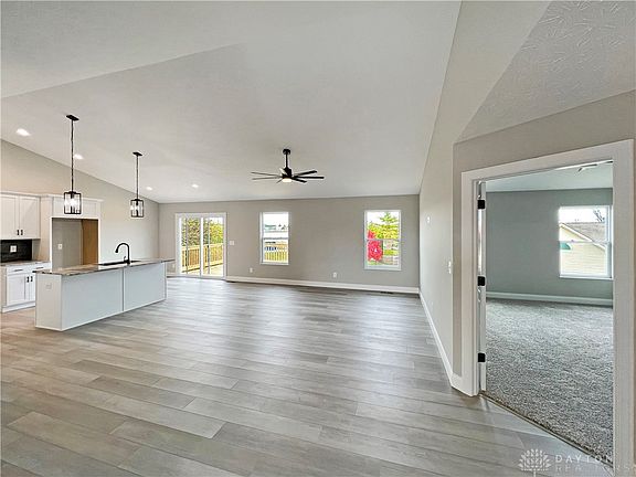 2nd image of 140 Walnut Hills Ct