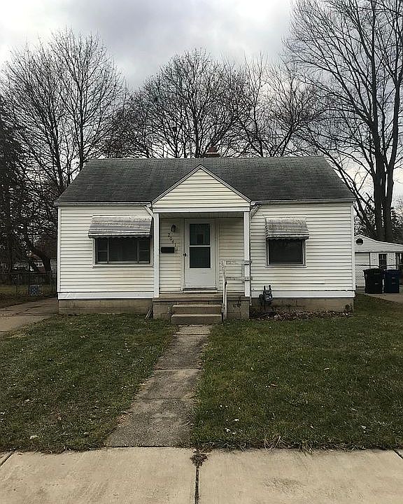 1st image of 20411 Delaware Ave