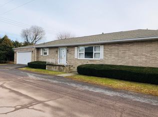 1301 E Chestnut St, Hazleton, PA 18201