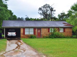 120 Brookhill Dr, Fitzgerald, GA 31750