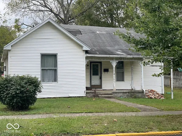 202 N Jefferson St, Danville, IN 46122