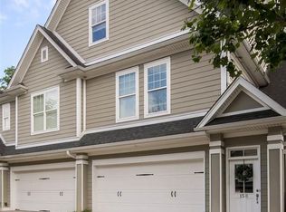 15 Edge Ct, Greenville, SC 29609