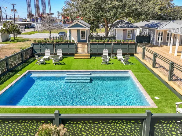 Charming 1 & 2 Bedroom Cottages for Rent on Delmas Ave Pascagoula, MS