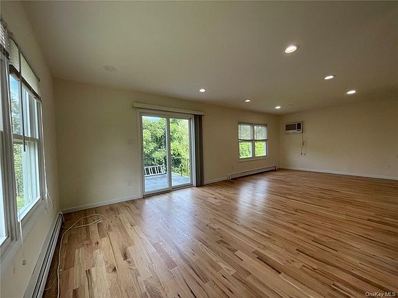 2nd image of 292 Park Ave