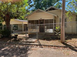 536 Spring Ave, Camden, AR 71701