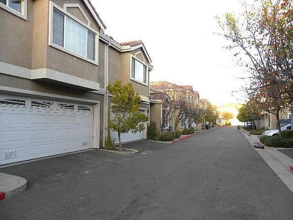 4th image of 2119 Capitol Park Ct
