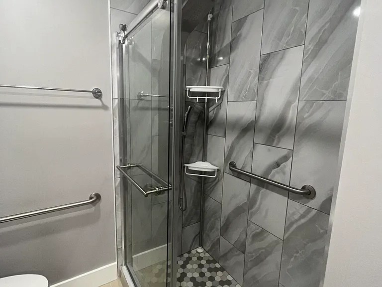 2396 SW 13th Ave — Photo 31