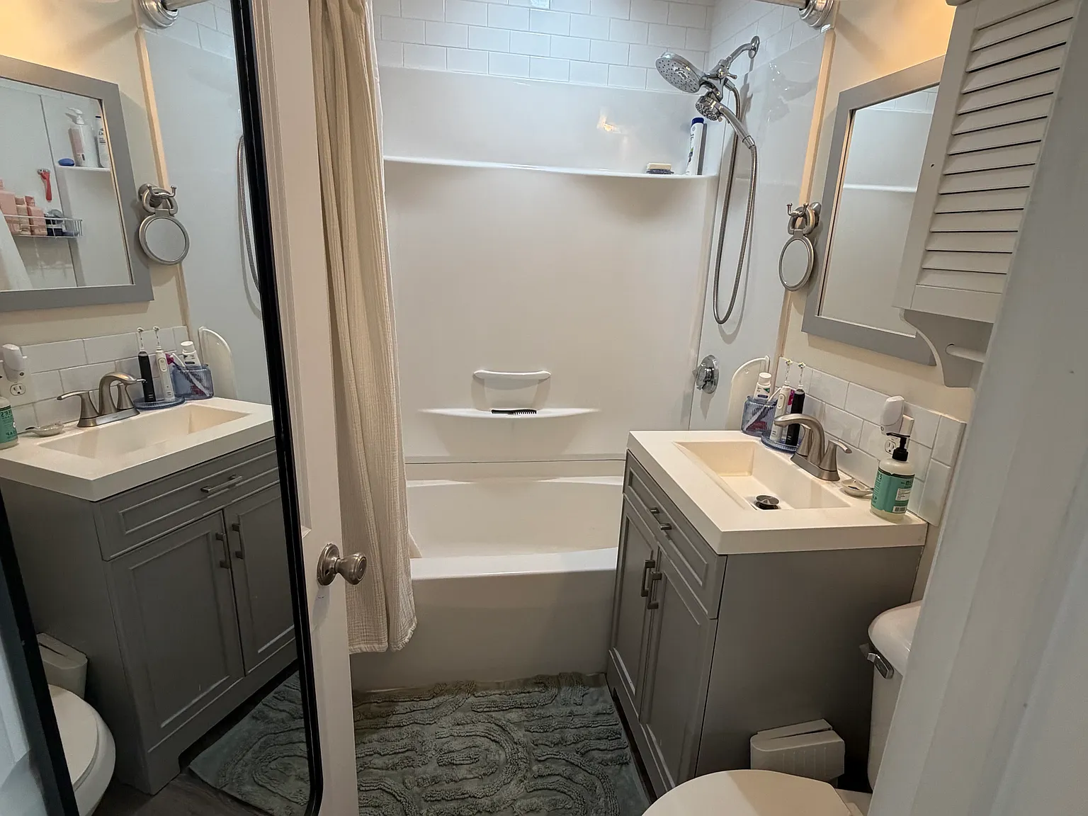 2 bed, 750 sqft, $2,300 — Photo 4