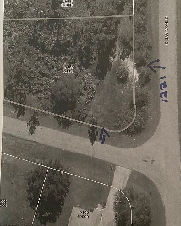 2nd image of 1221 Genoa Ave