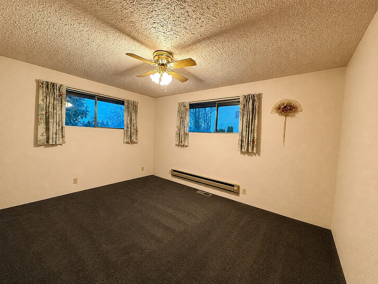 5 bed, 2100 sqft, $3,500 — Photo 4