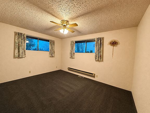 4th image of 16625 113th Ave SE