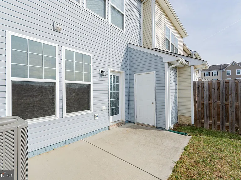 132 Oflannery Ct — Photo 29