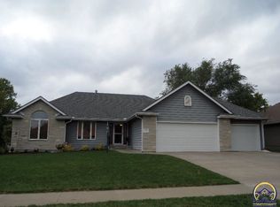 4229 SW Colly Creek Ct, Topeka, KS 66610