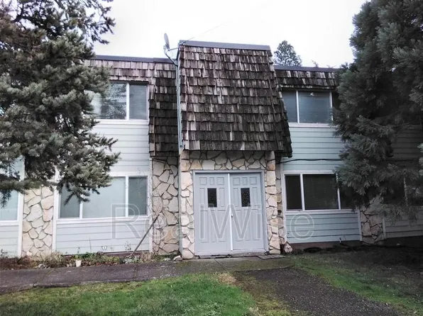 112 Sunset St Unit B, Sutherlin, OR 97479