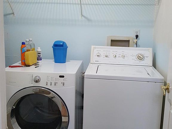 Washer / Dryer Room