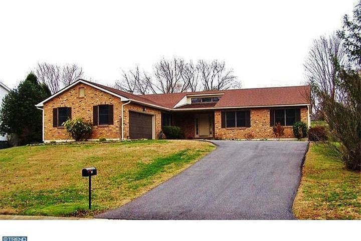 For Sale: 26 Staten Dr, Hockessin, DE 19707
