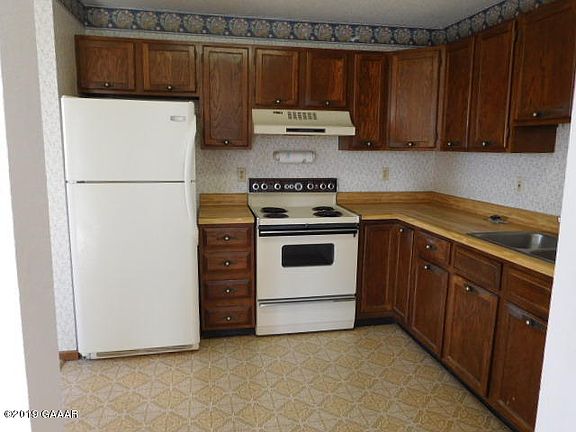 3rd image of 100 Kennedy Park Cir APT 205