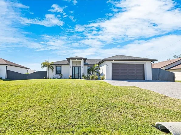 2810 Diplomat Pkwy W, Cape Coral, FL 33993