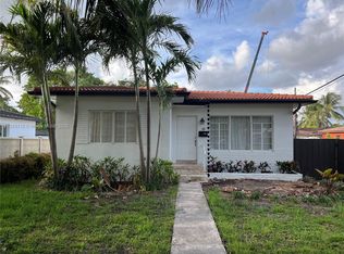 18 NE 88th St, El Portal, FL 33138