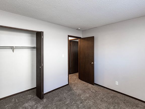 5th image of 970-1050 39th St #1050-2