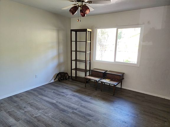 These furnishings are available, or can be removed.