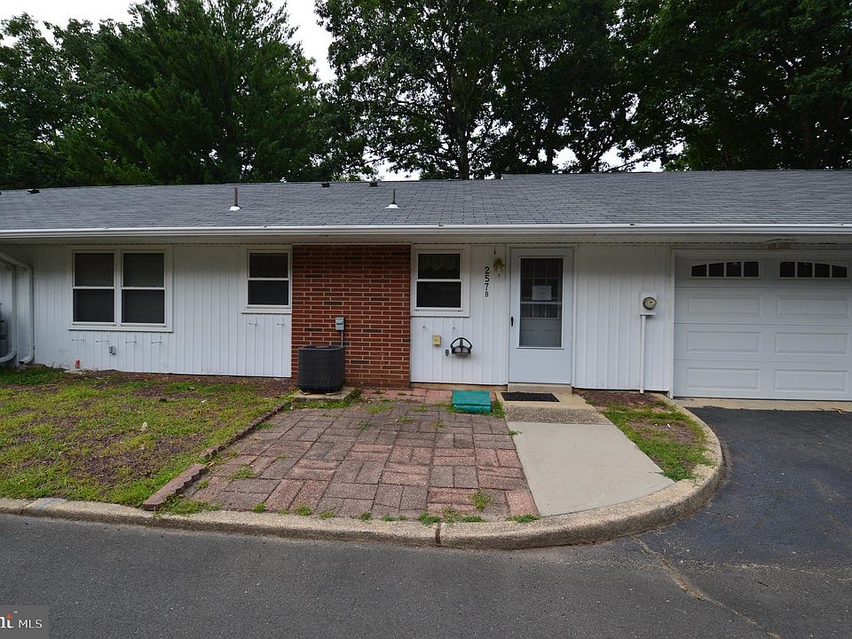 1st image of 257 B Jefferson Ct