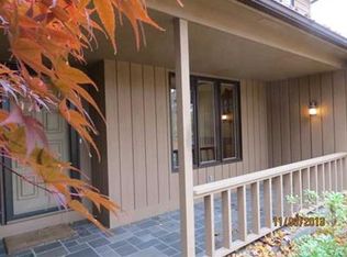 354 Woolston Rd, Pittsford, NY 14534