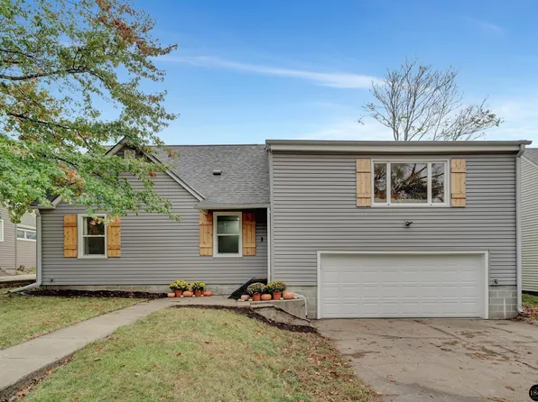 2849 N Cotner Blvd, Lincoln, NE 68507