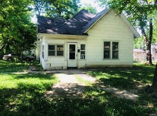 201 E James Blvd, Saint James, MO 65559