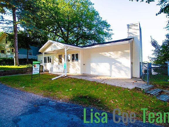 3rd image of 2170 Catalpa Dr