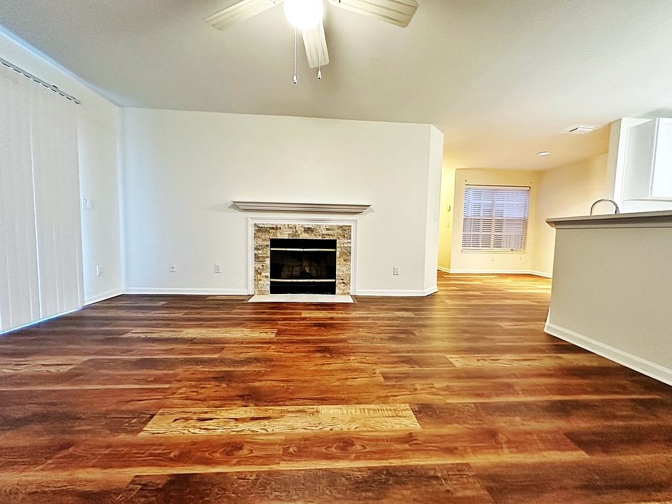 1st image of 100 Ironwood Dr #1-123-1