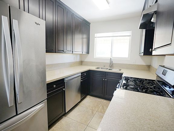 2nd image of 3710 Atlantic Ave APT 5
