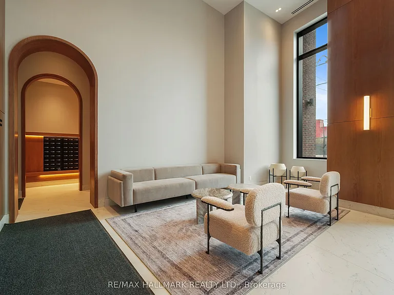 1185 Dupont St #627 — Photo 4