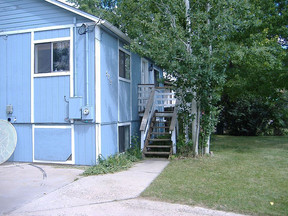 2nd image of 575 E Nassau Ave