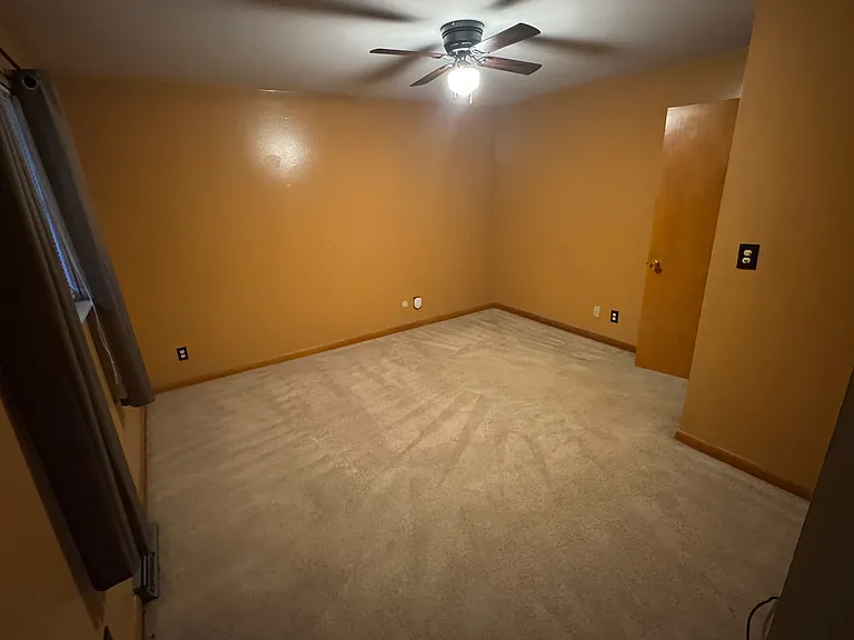 1420 Cloverfield Ave — Photo 11