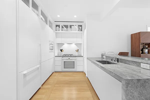 Rented by Brown Harris Stevens | media 12