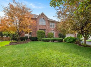 2712 Wait Rd, Naperville, IL 60564