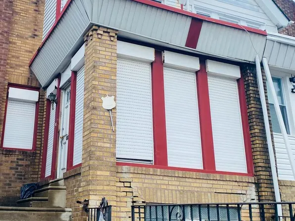 6616 N Gratz St, Philadelphia, PA 19126