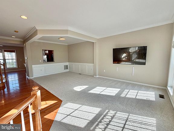 3rd image of 16325 Flotsam Ln