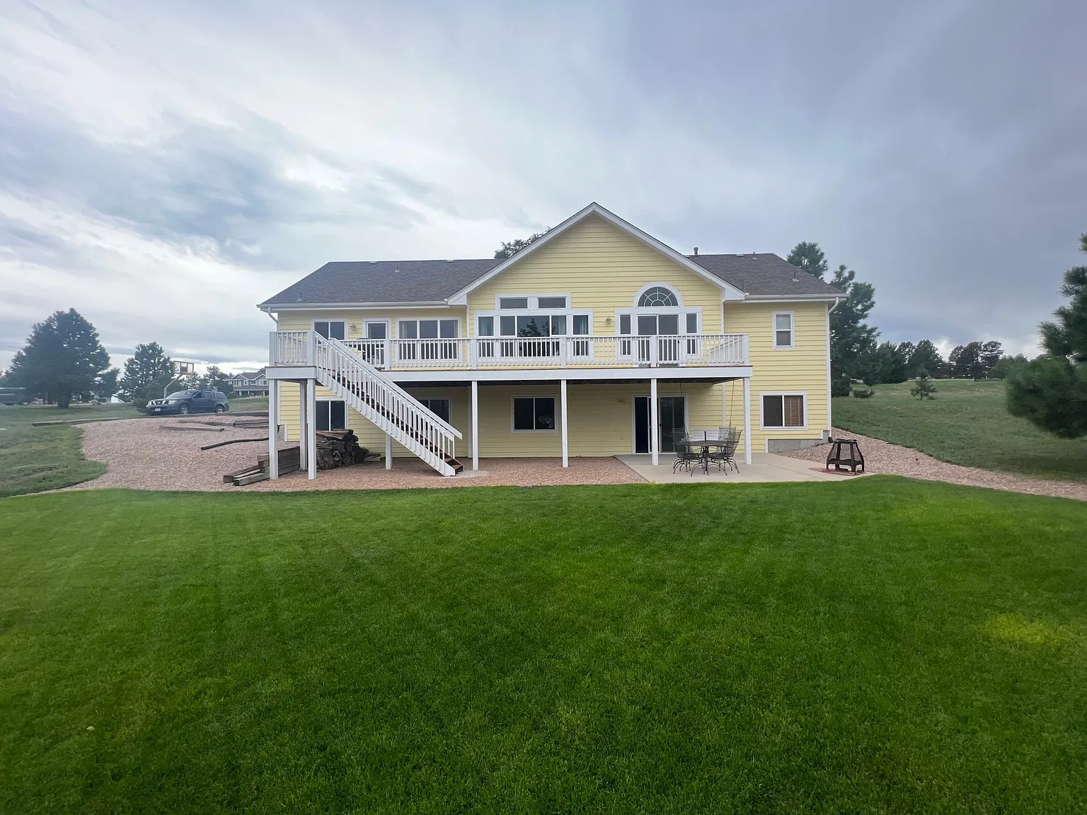 3347 Meadowlark Ct — Photo 2