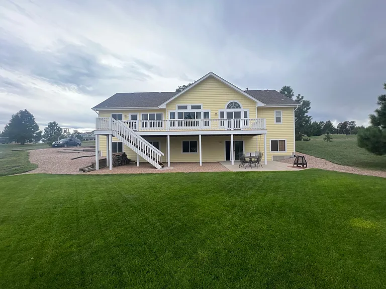 3347 Meadowlark Ct — Photo 2