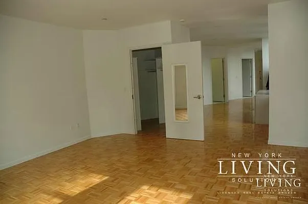 Rented by NY Living Solutions | media 40