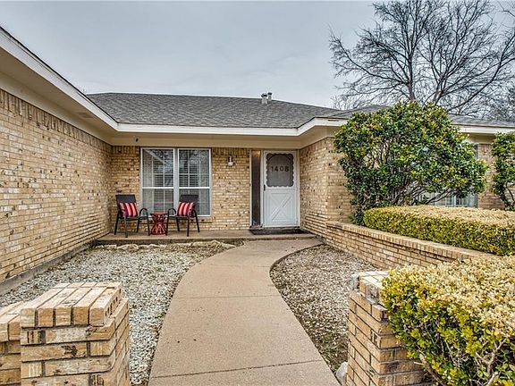 3rd image of 1408 Andante Dr
