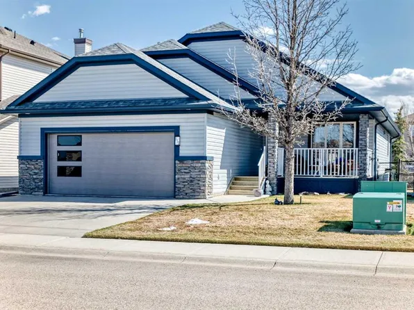 112 W Creek Gln, Chestermere, AB T1X 1P8