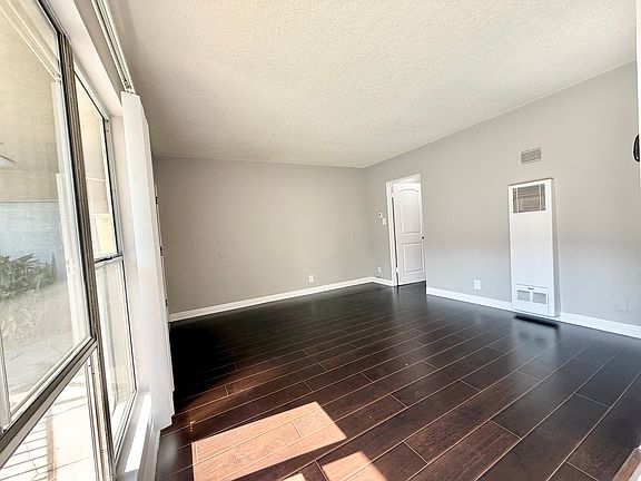 2nd image of 1427 N Gardner St APT 7