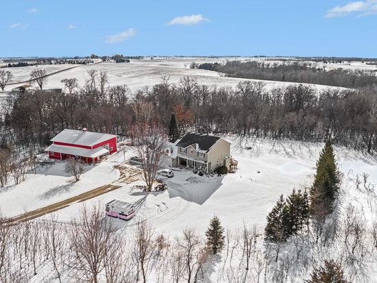 W10221 521st Ave, Prescott, WI 54021