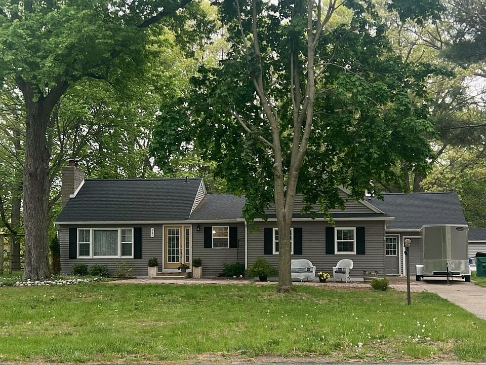 1st image of 321 S Buys Rd