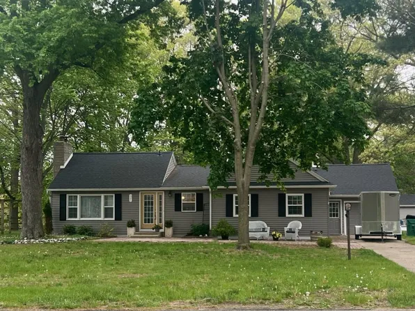321 S Buys Rd, Muskegon, MI 49445